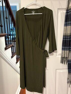 Caden Lane Olive Green Maternity/Nursing Robe